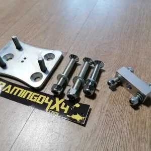 Nuova Collezione Piastra Adattamento Scatola Guida Suzuki Vitara / Samurai