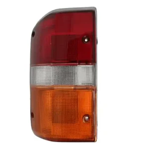 Faro Completo Posteriore 4 Servizi Nissan Patrol GR Y60 – Sinistro Prezzo Conveniente