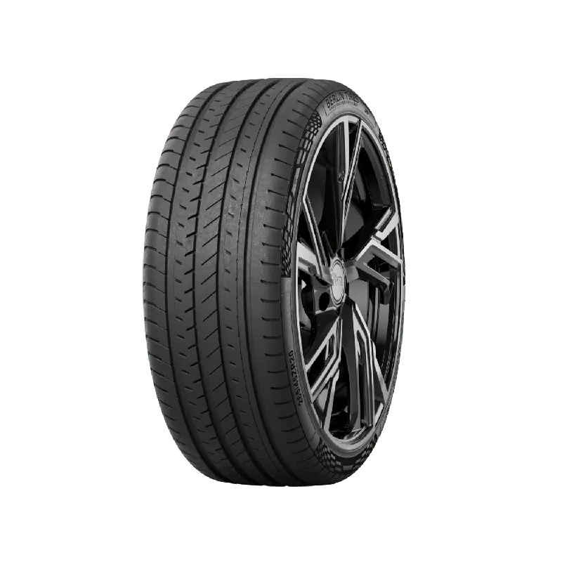 235 40 R19 96Y XL BERLIN SUMMER UHP 1 Subito Disponibile